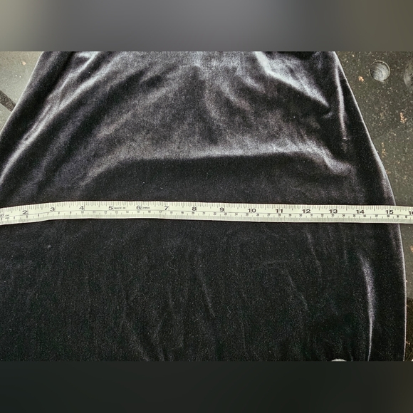 FASHION NOVA Charcoal Velvet Mini Dress. Size: Small - Picture 10 of 14